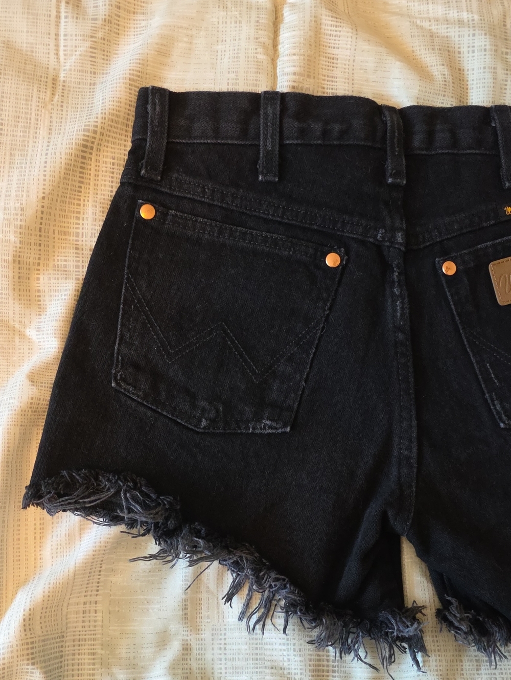 Wrangler Reworked Denim Cutoff Shorts - Picture 8 of 10